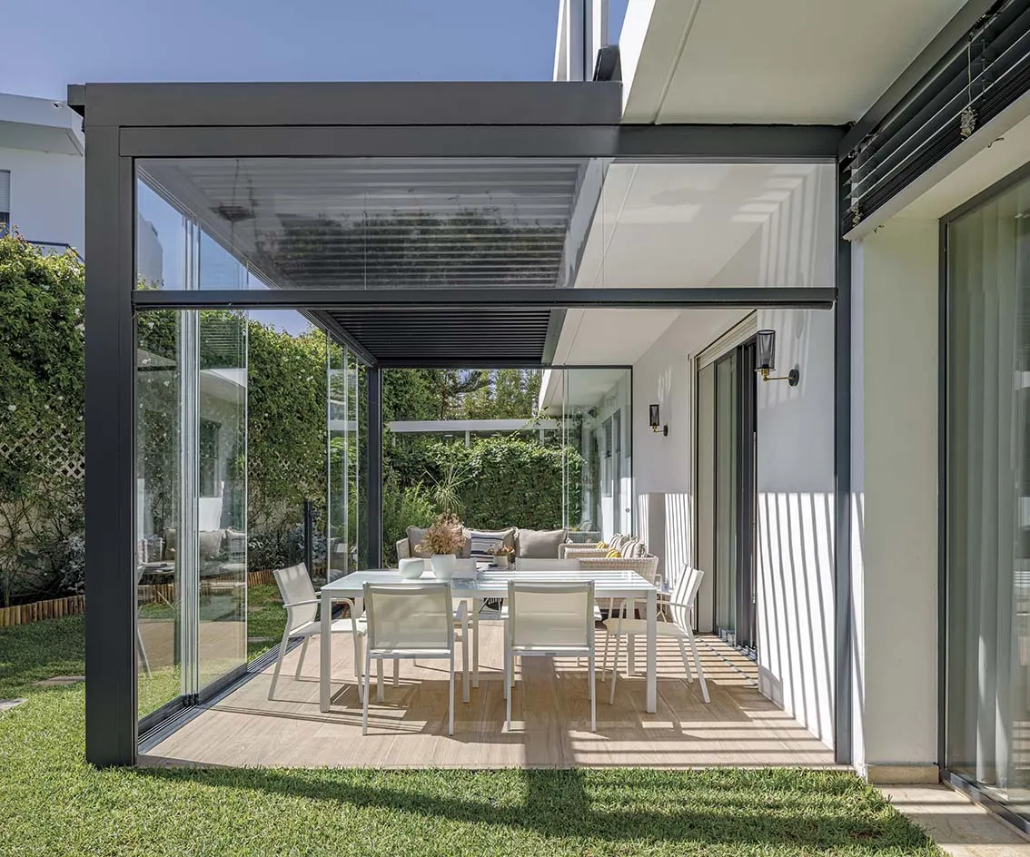 SUNWAY bioclimatic pergola: the Pyxel range to elevate outdoor spaces — image 2